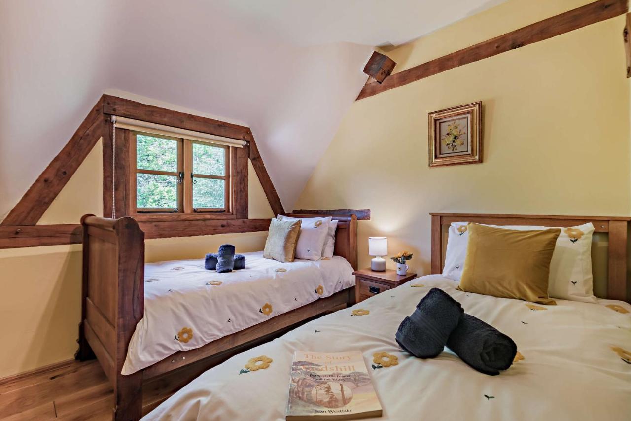 Holiday home The Cottage, Beautiful New Forest 5 Bedroom Thatched Breamore