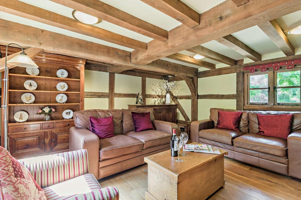 Holiday home The Cottage, Beautiful New Forest 5 Bedroom Thatched Breamore